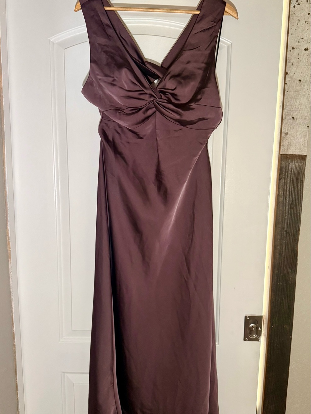 Fortunate One Elegant Plum Twist-Front Sleeveless Evening Dress XL